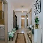 Scenic Sea View - Two Bedroom With Balcony And Sea View