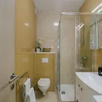 Appartamento Scenic Sea View - Two Bedroom With Balcony And Sea View *